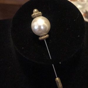 Vintage pearl bobble hat pan